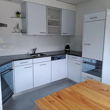 Chasa Azura Apartment *